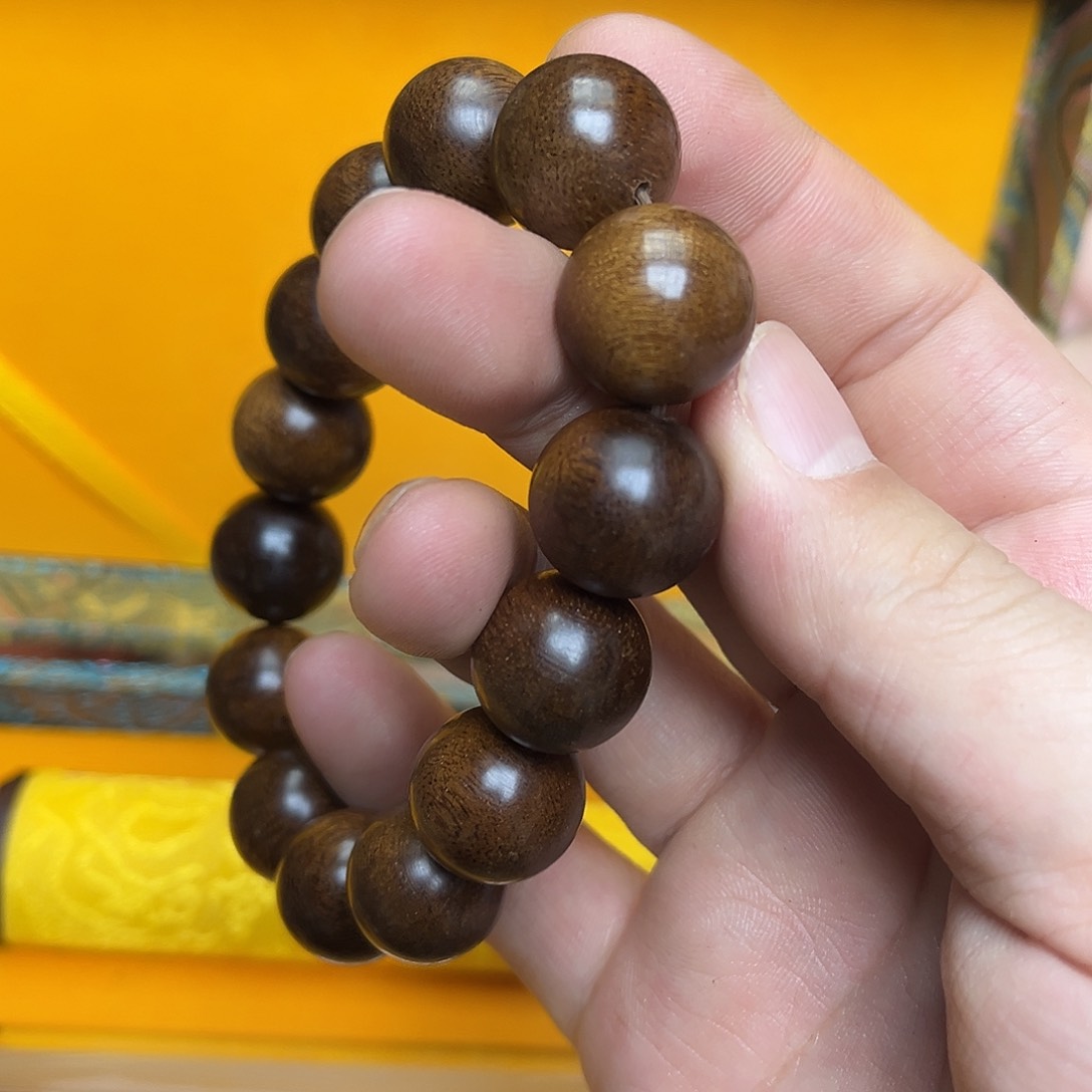 大叶紫檀（黑酸枝木类）