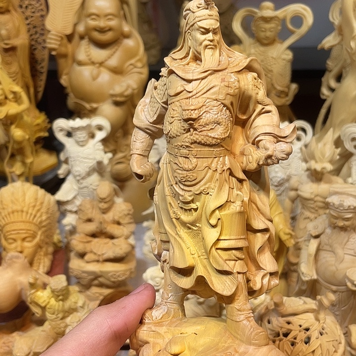 黄杨木黄杨木横刀关羽