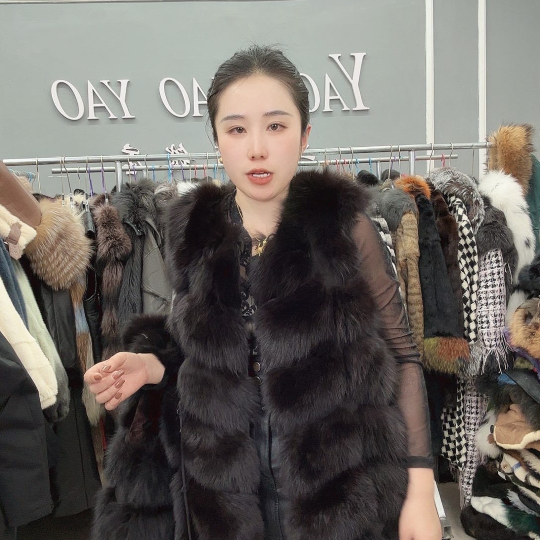 姚小妖家高端皮草