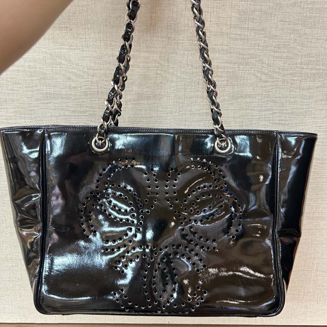 95新 Chanel/香奈儿 漆皮车厘子托特包/云海优选/54944