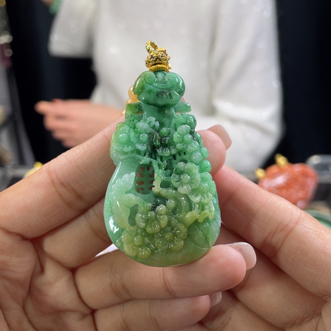 翡翠颈饰未镶嵌代编织