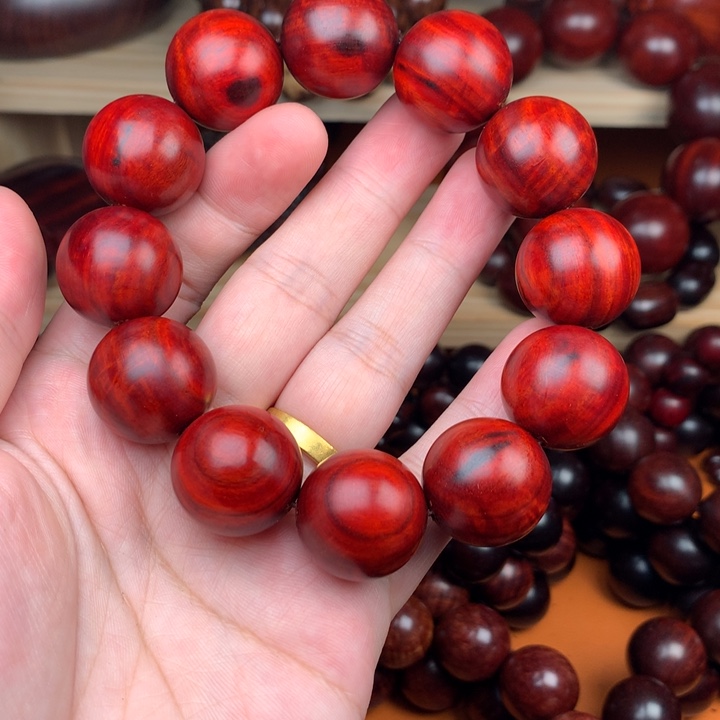 哈***球木2.0黑飘红镇店闪电纹