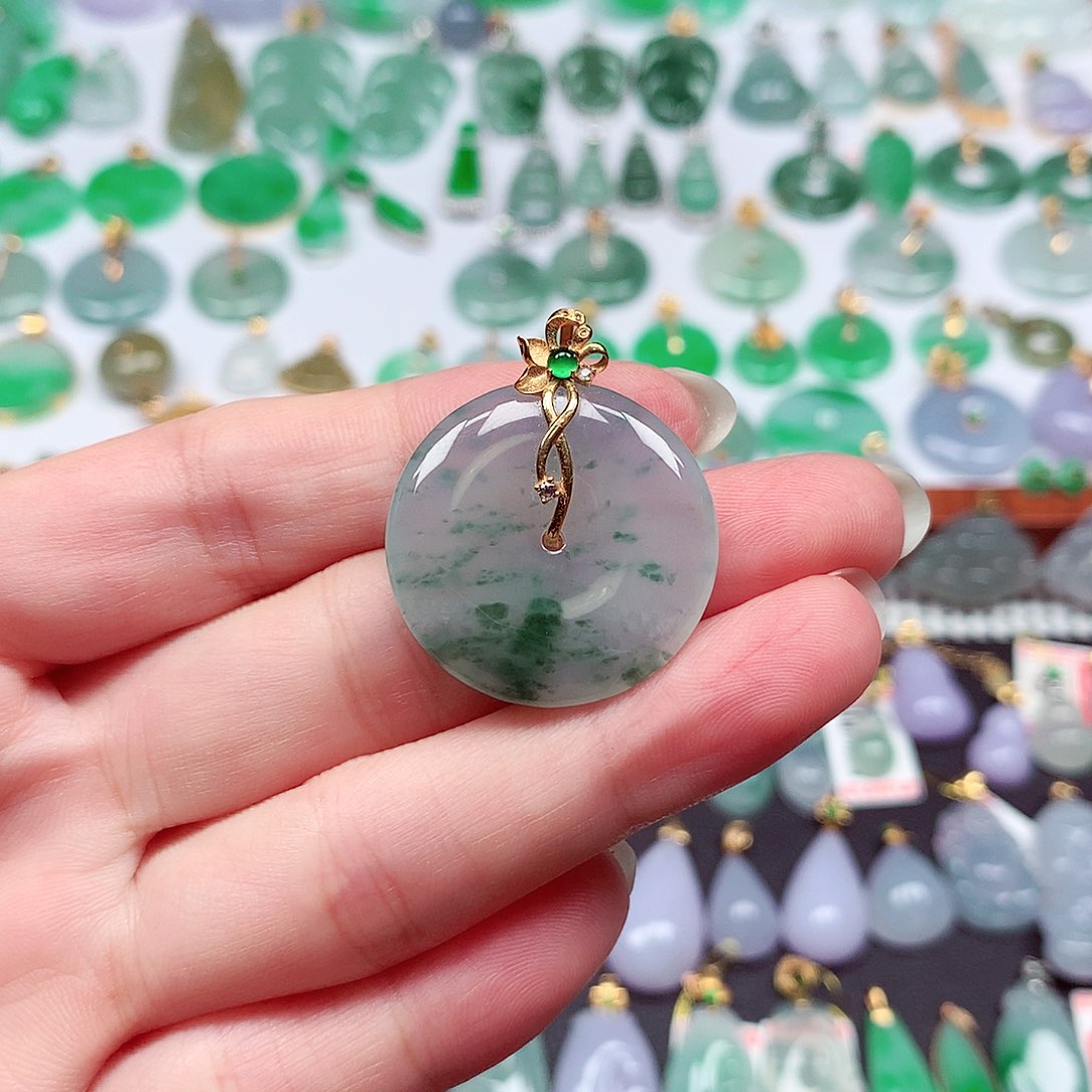 翡翠18K金镶嵌颈饰天然翡翠A货