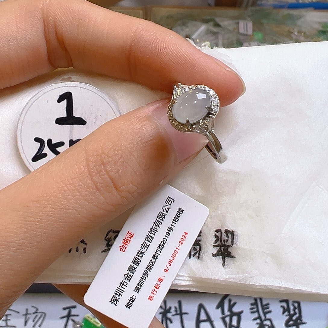 翡翠颈饰银S925镶嵌翡翠