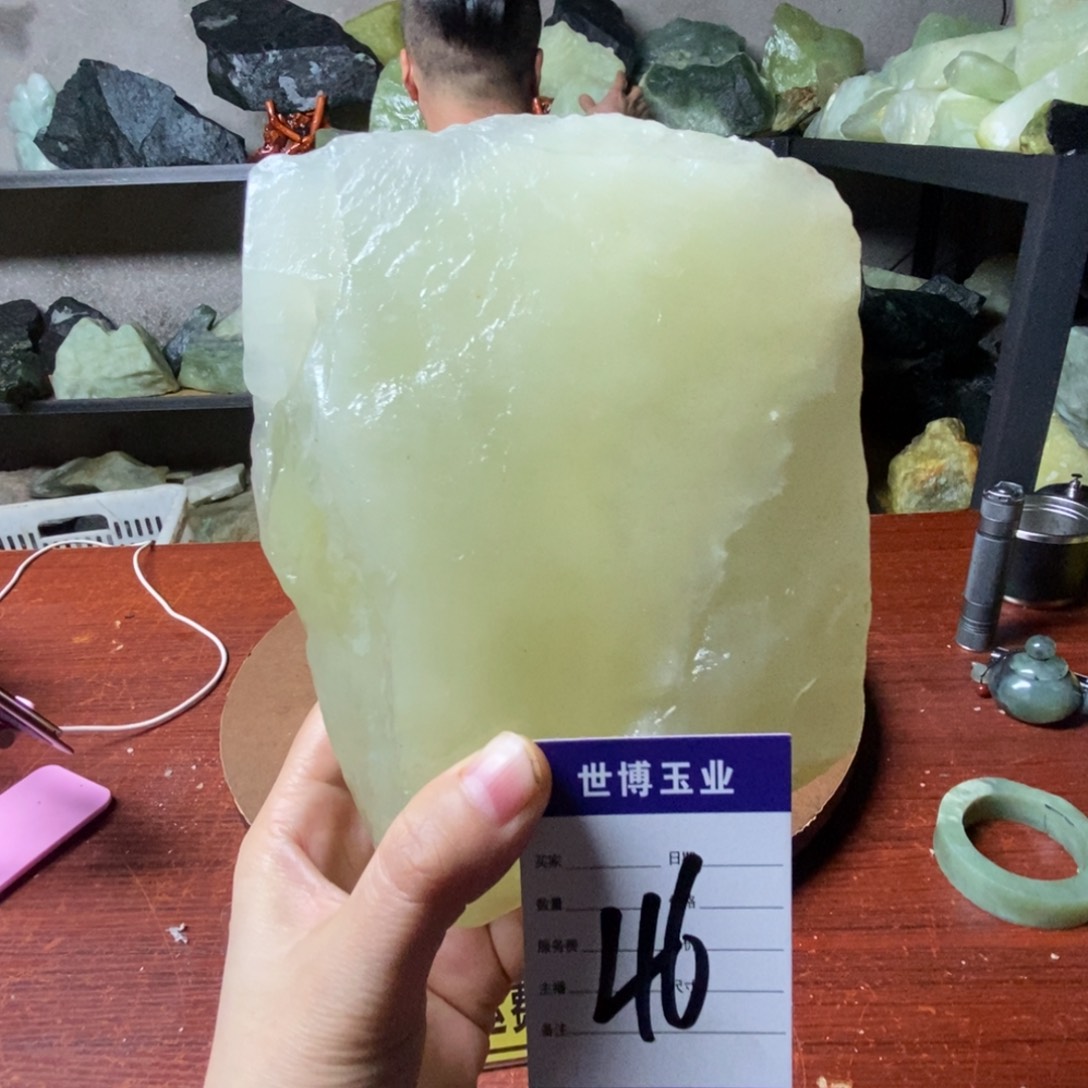 蛇纹石玉岫玉原石未镶嵌