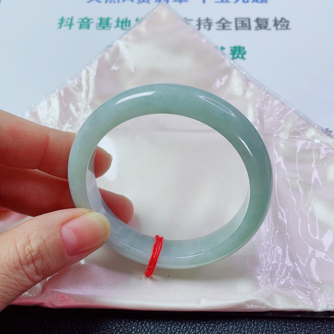 翡翠未镶嵌手镯圈口57.3宽12.5厚8.6