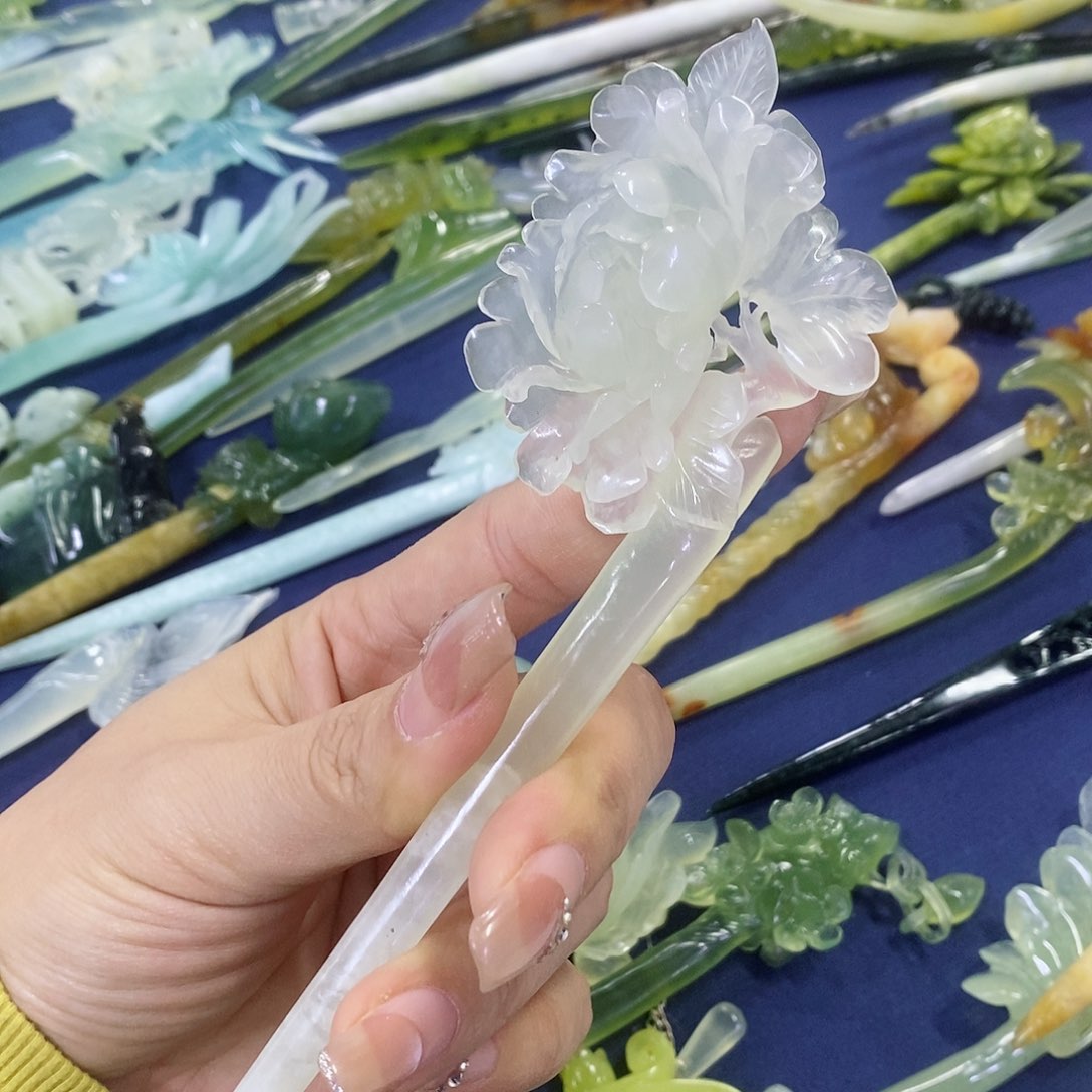 蛇纹石玉发簪未镶嵌