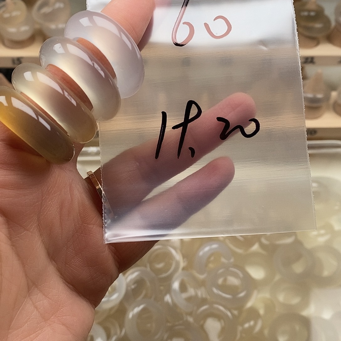 未镶嵌戒指玛瑙/玉髓非*