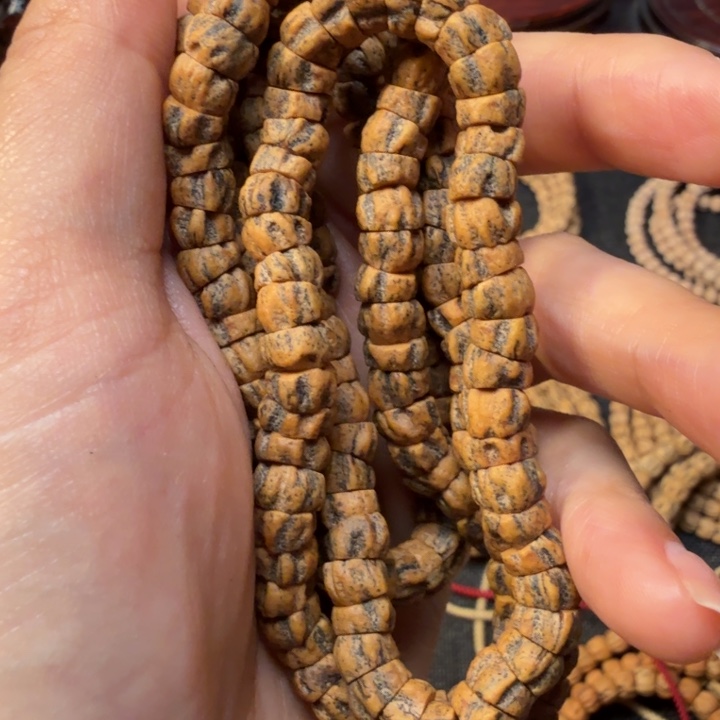 柏香籽/百香籽手串入