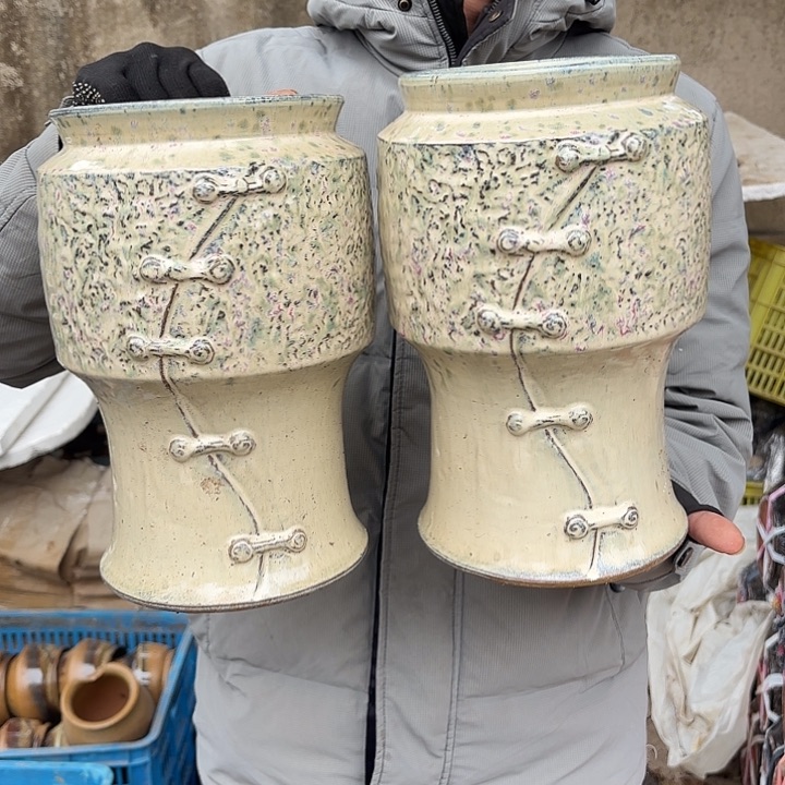 红陶旗袍两个口径15高度27