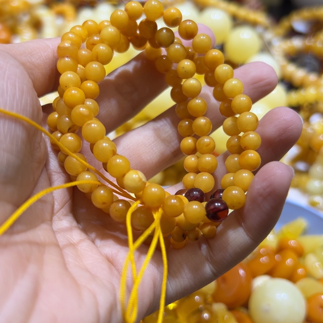 琥珀珠宝奇石未镶嵌