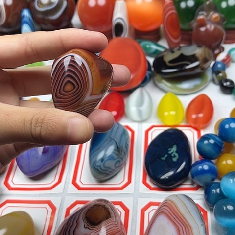 玛瑙/玉髓颈饰未镶嵌