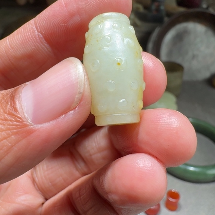 和田玉挂件未镶嵌人*