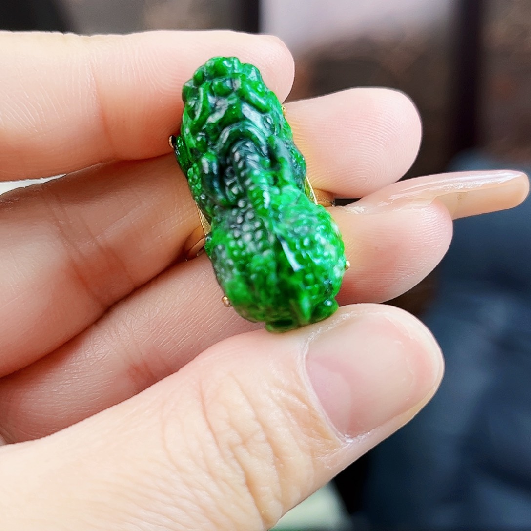 翡翠银S925镶嵌颈饰戒指多样性