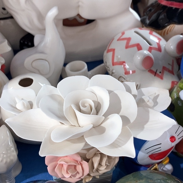 摆件陶瓷树脂材料