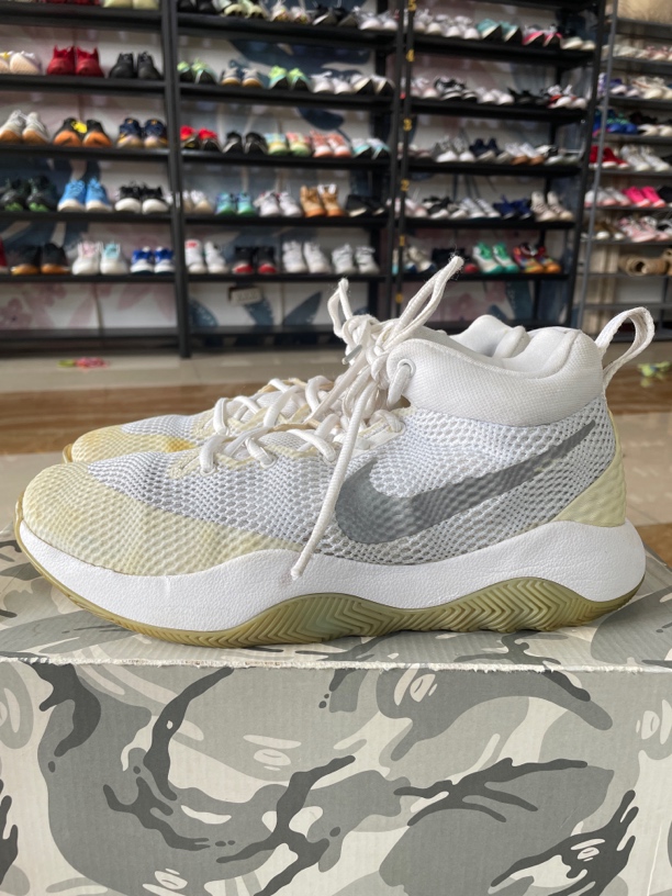 90新 maje 右鞋头开胶 44码280/Zoom Rev 2017 篮球鞋