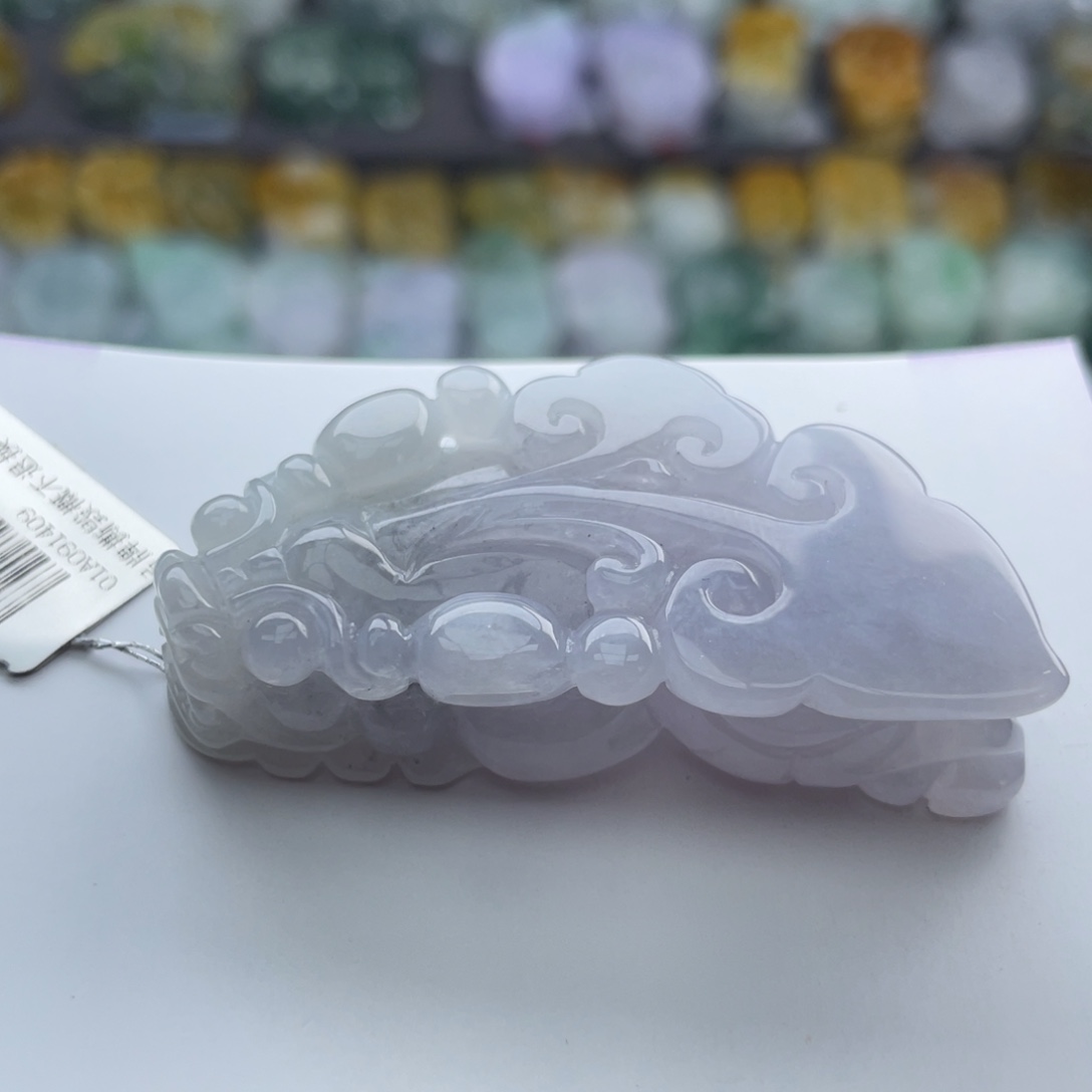 翡翠未镶嵌颈饰貔貅