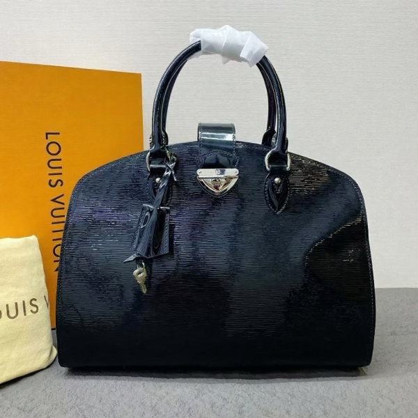 包包/路易威登/95新/250613QR0021
