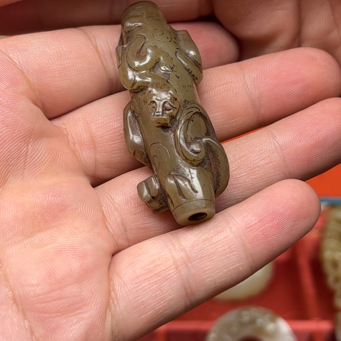 和田玉（糖玉）未镶嵌挂件