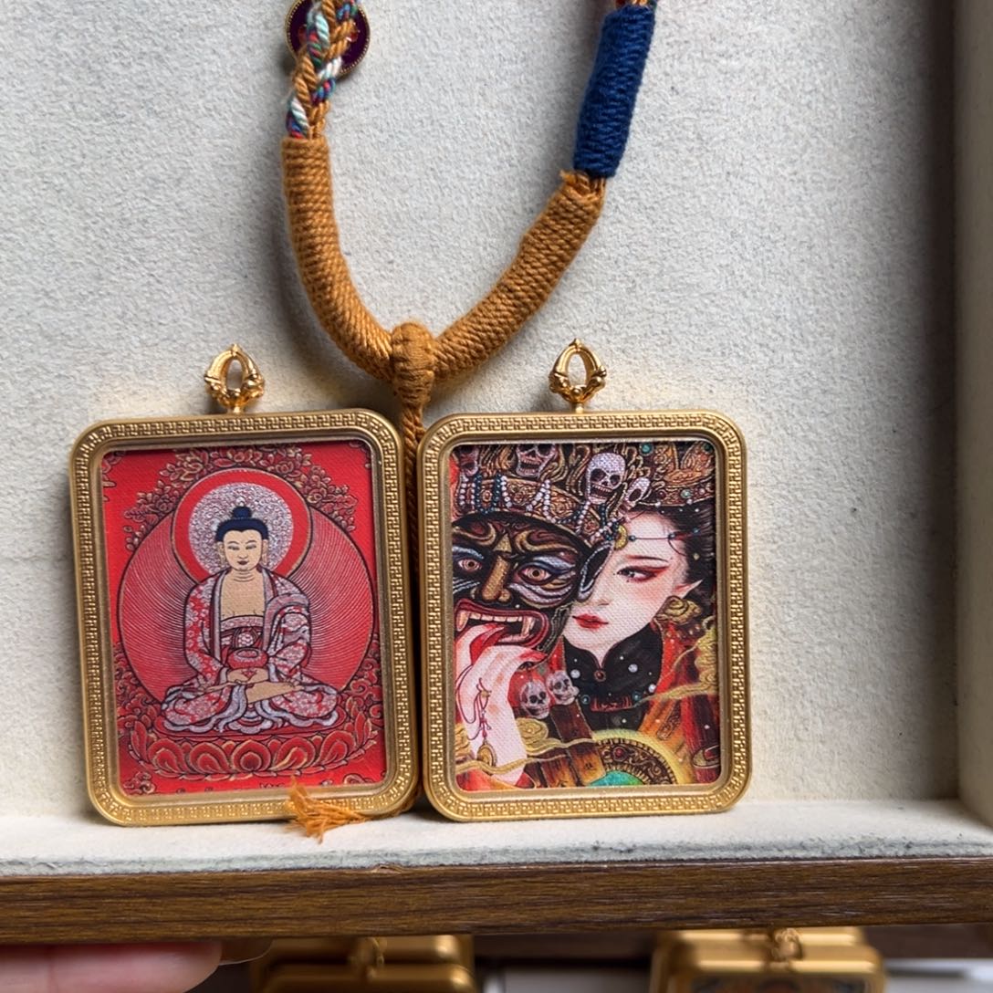 B***-吊坠双面定制阿迷和扎基