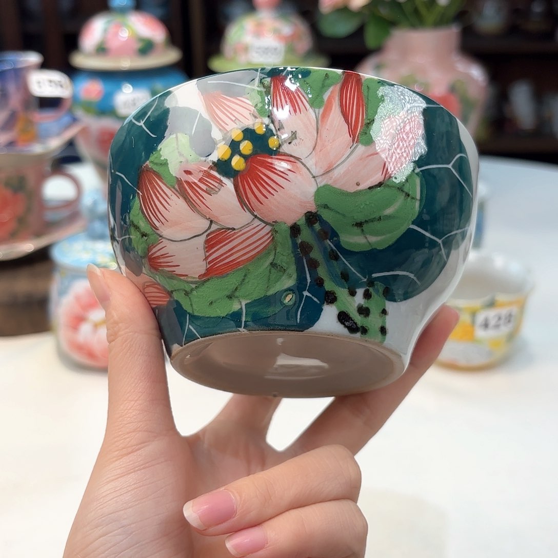 瓷片兔兔好可爱啊我