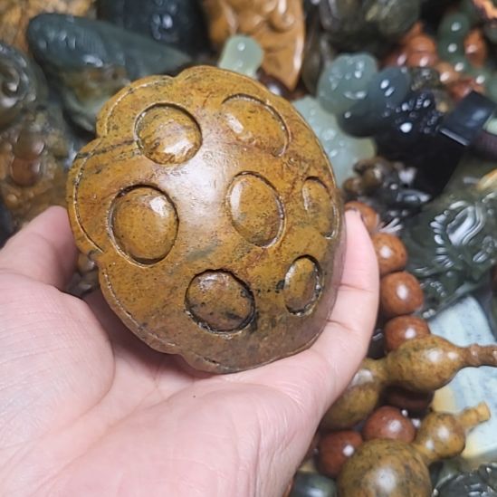 岫岩河磨玉（透闪石质玉）未镶嵌挂件