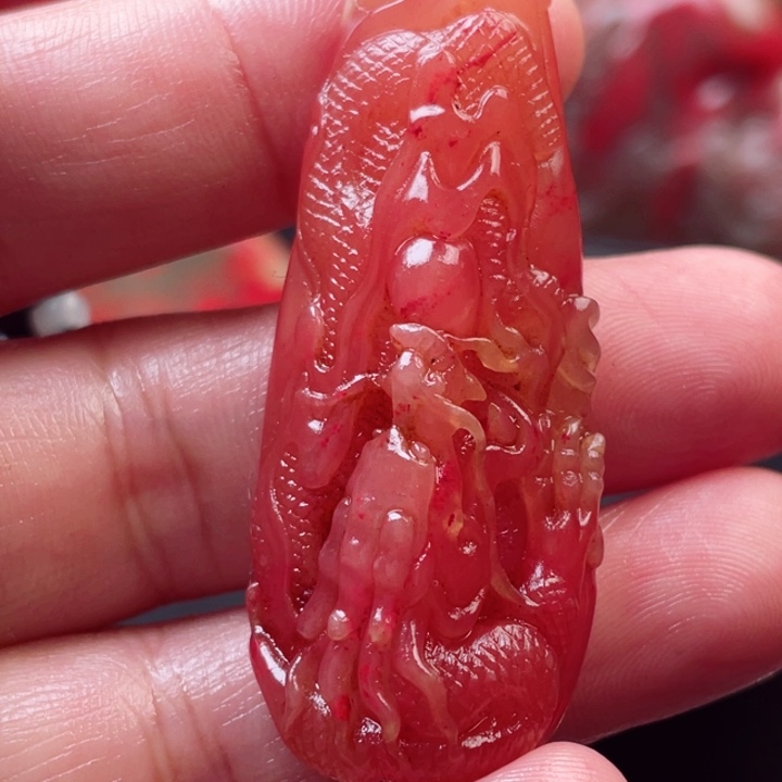 巴林鸡血石天**神满满红