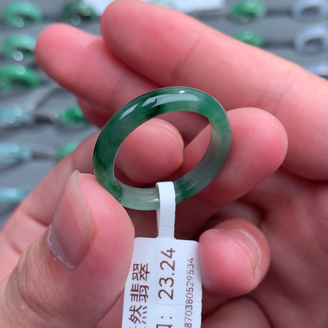 翡翠戒指未镶嵌天然