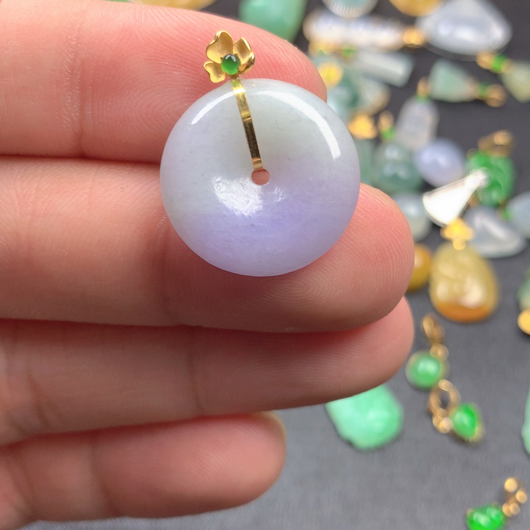【闪购商品】颈饰18K金镶嵌翡翠翡翠