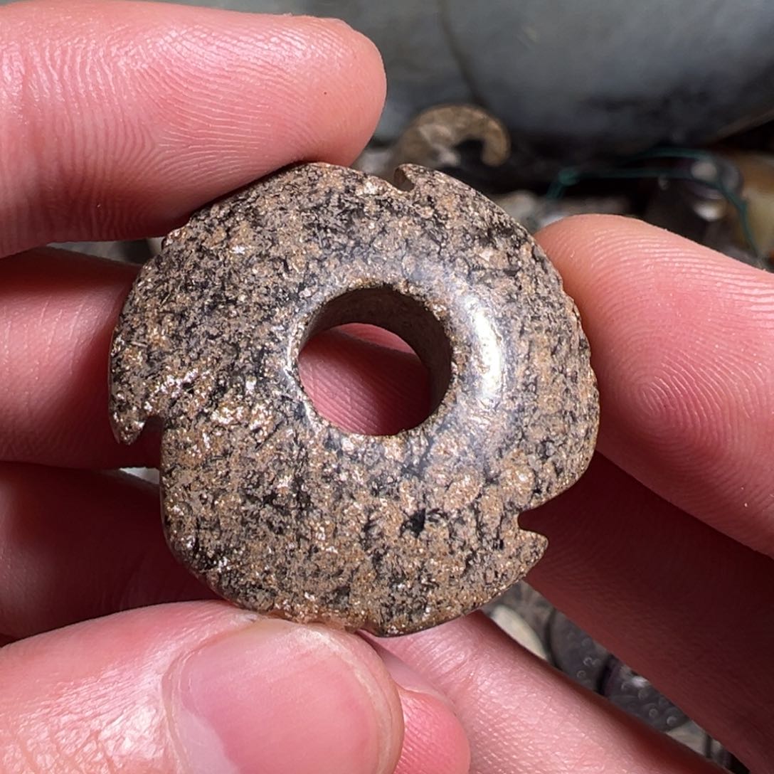 和田玉如图未镶嵌一*鸥