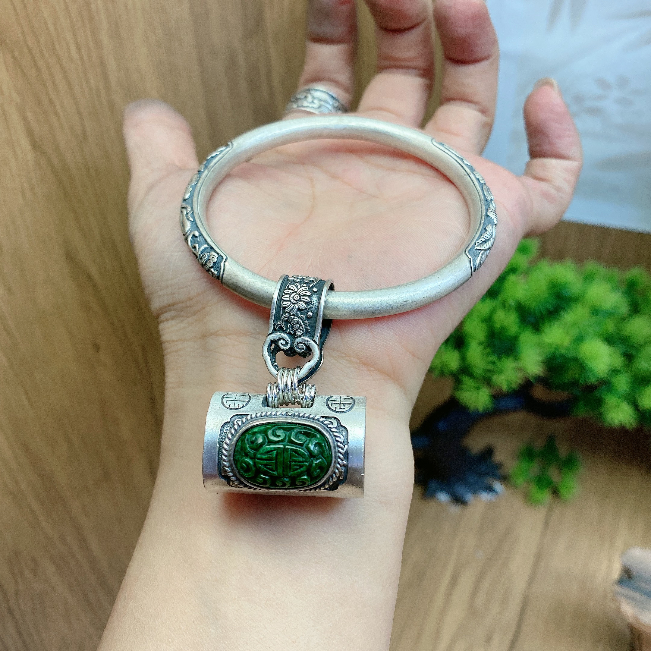 足银手镯 英英手工錾刻银手镯