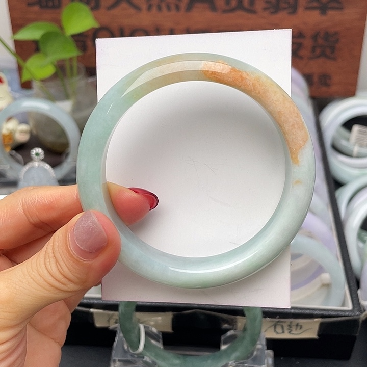 翡翠手镯未镶嵌57.7正圈