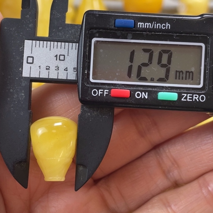 蜜蜡未镶嵌裸石56杂