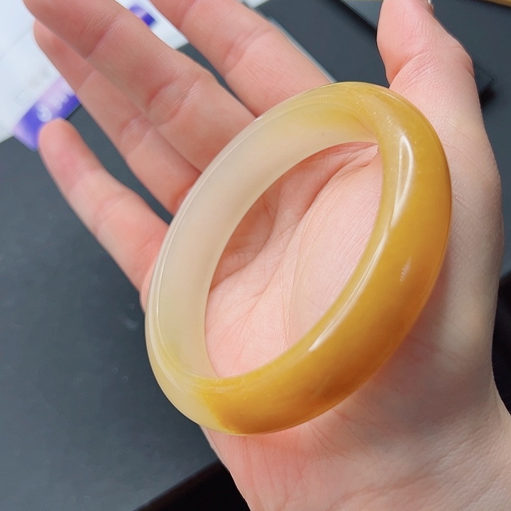 石英质玉手镯未镶嵌111-61