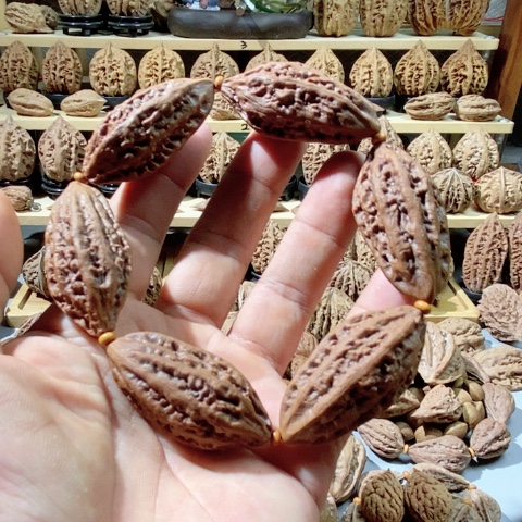 文玩核桃把件柳叶手串