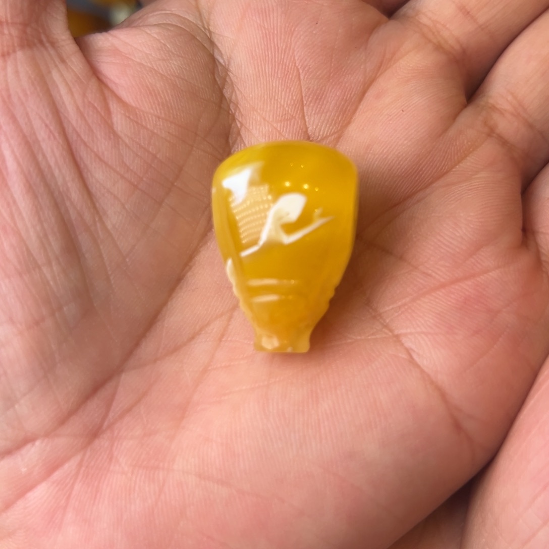 琥珀吊坠(不含链)未镶嵌