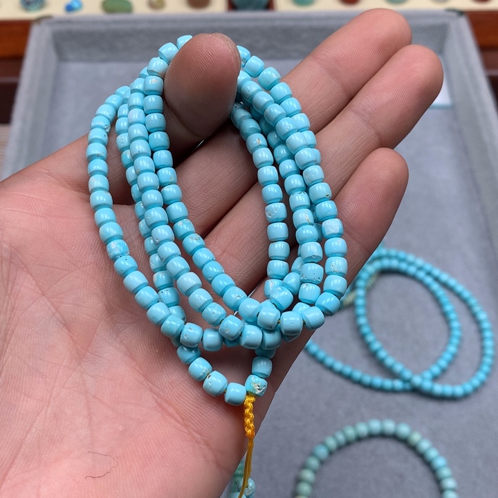 绿松石配饰未镶嵌