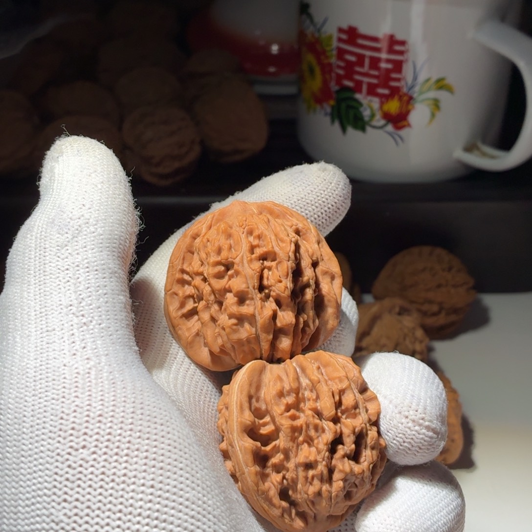 *****文玩核桃吊坠四座楼