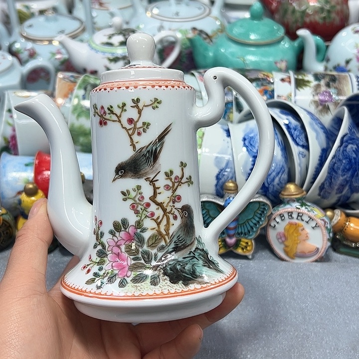 景德镇陶瓷艺术品