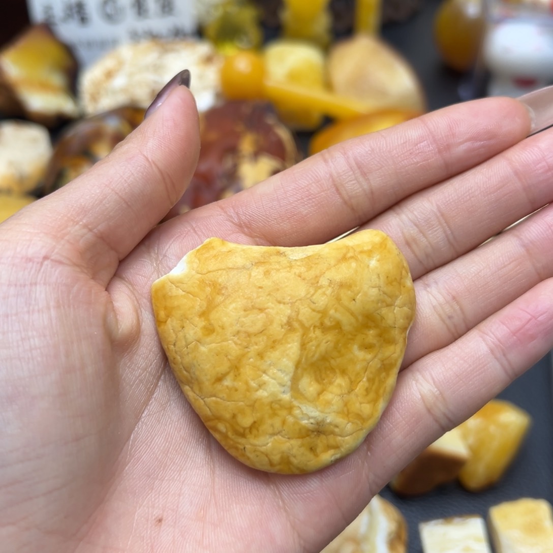 定制琥珀未镶嵌蜜蜡