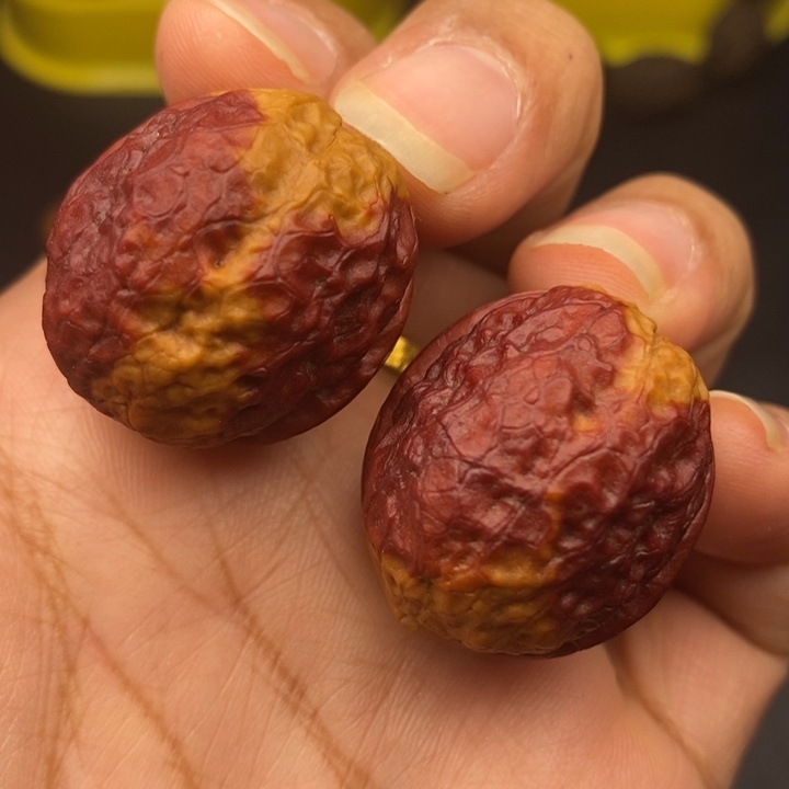 文玩核桃吊坠29尺鸽子蛋