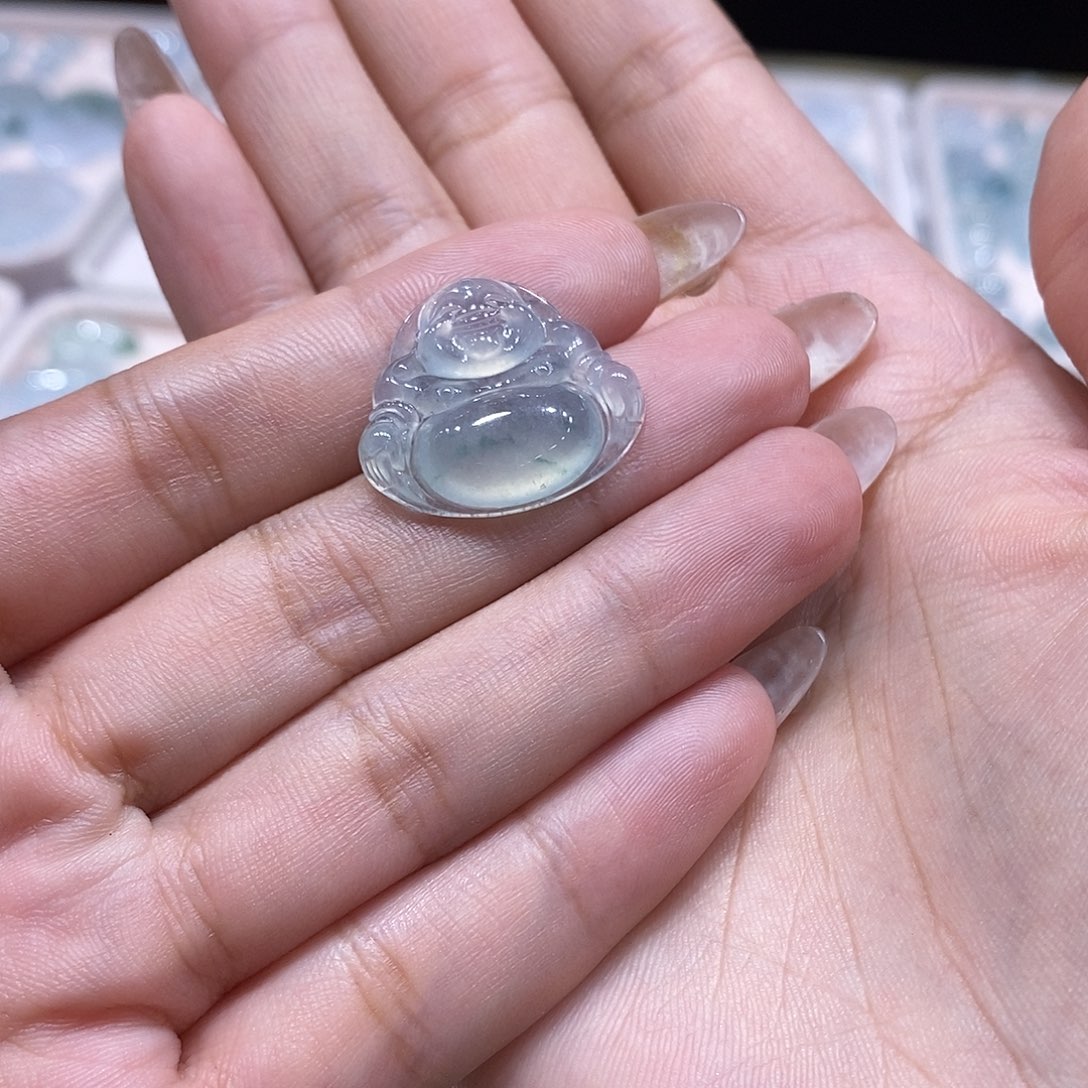 用***9定制翡翠未镶嵌饱满