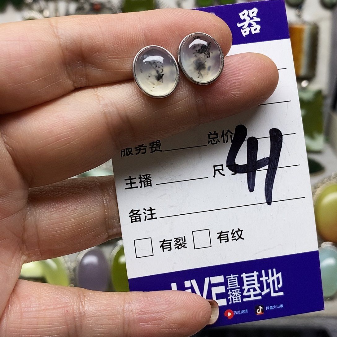 狮***人蛇纹石玉银S925镶嵌吊坠