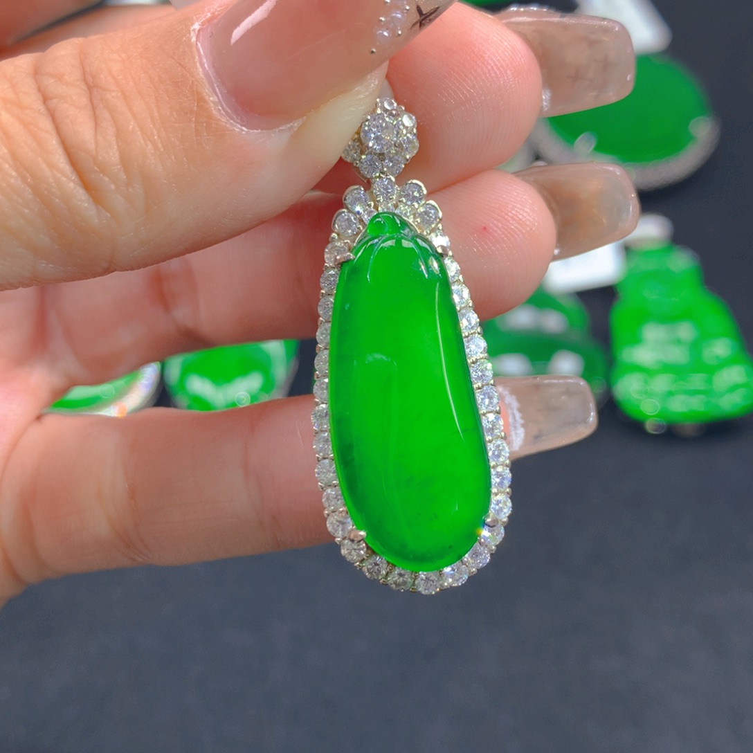 翡翠颈饰银S925镶嵌111111111