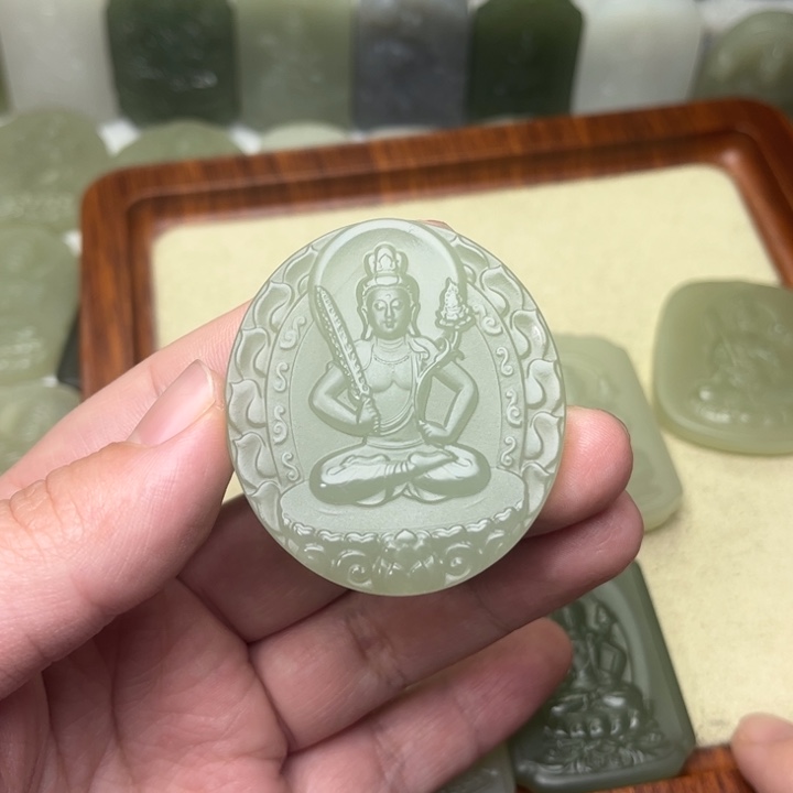 和田玉颈饰未镶嵌仁**下