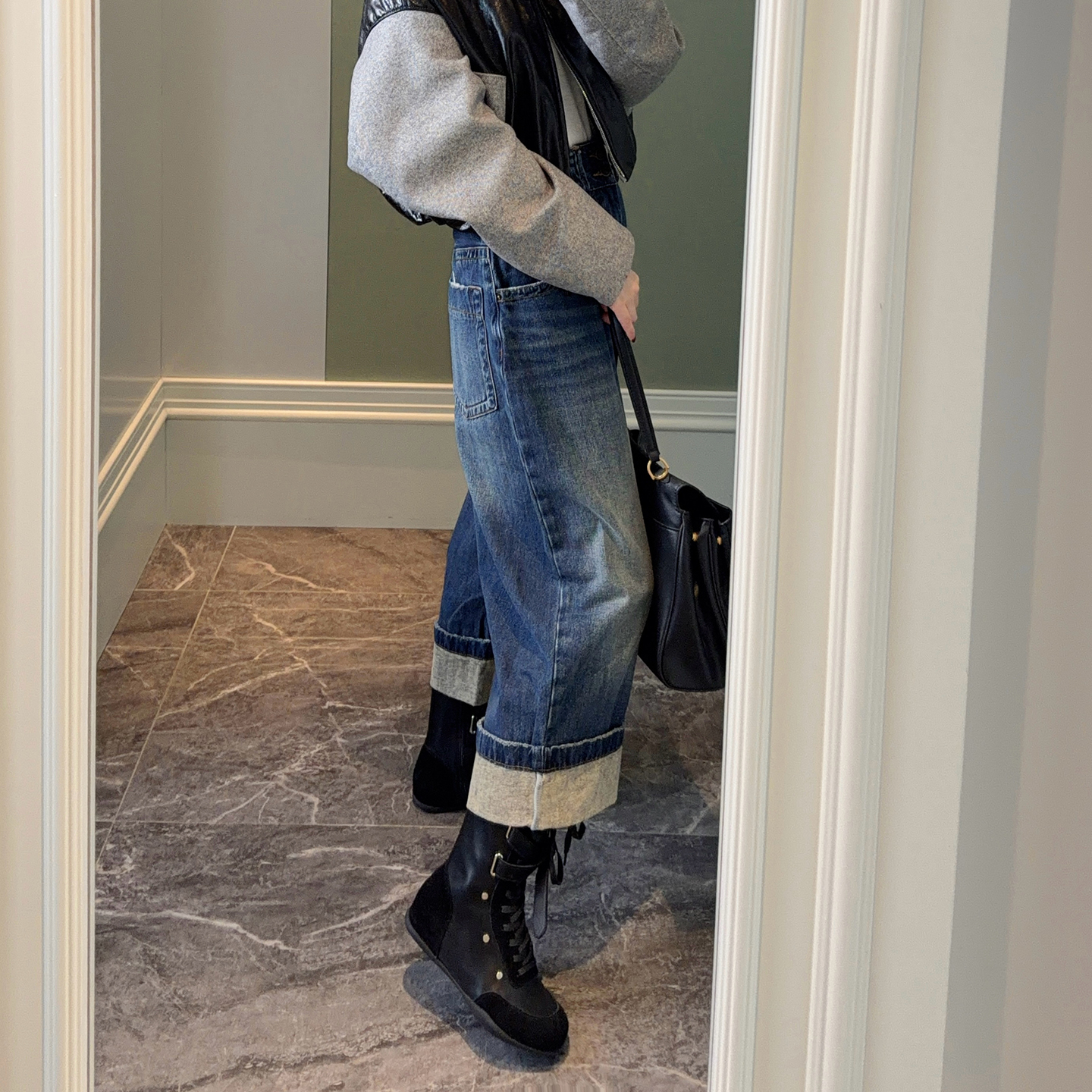 花匣子牛仔裤官方旗舰店2025冬季新款爆款八分直筒挽边阔腿87138