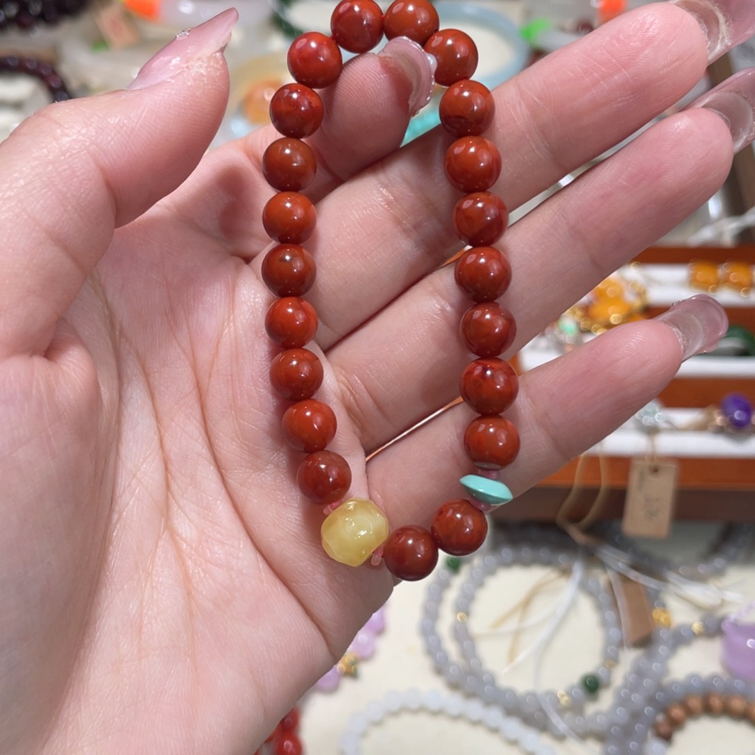 南红玛瑙手串未镶嵌