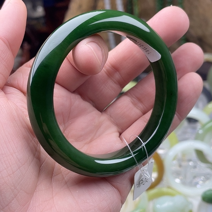 和田玉手镯未镶嵌58.5