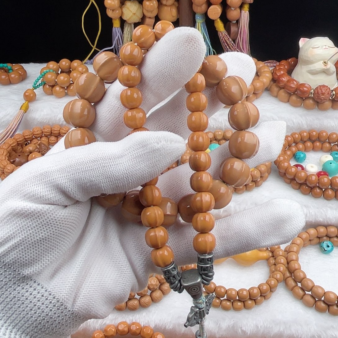 总***离猴头核桃吊坠鲨鱼