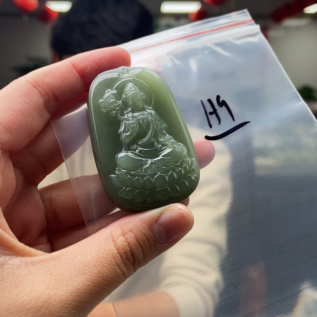 和田玉颜色多样性发拍一发一未镶嵌
